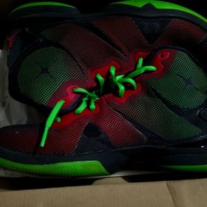 Jordan super fly Marvin the martian